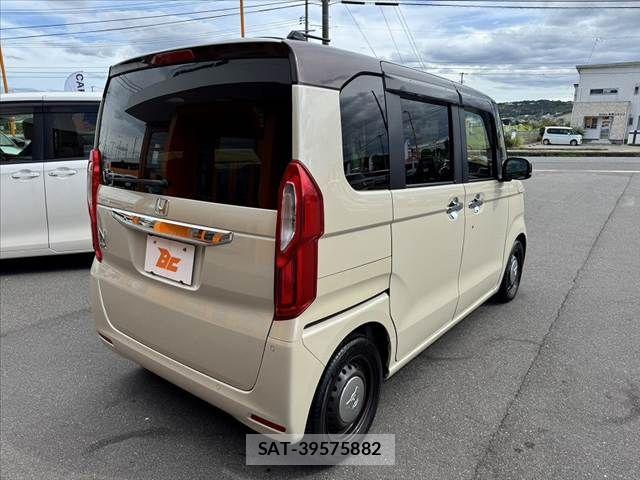 Honda N BOX 2023-03 8881012-14