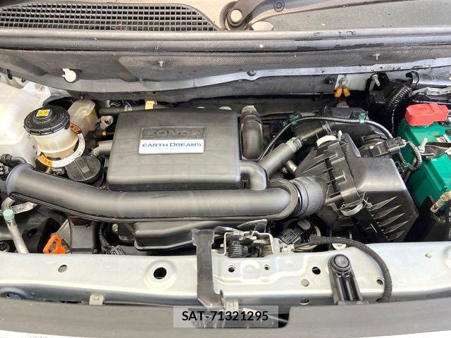 Honda N BOX 2019-09 8881039-19
