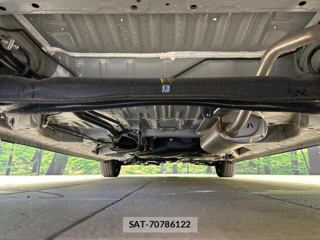 Honda N BOX 2024-05 8881005-18