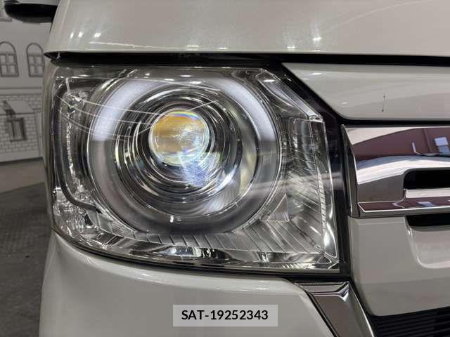 Honda N BOX 2022-06 8881031-16