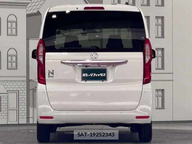 Honda N BOX 2022-06 8881031-7