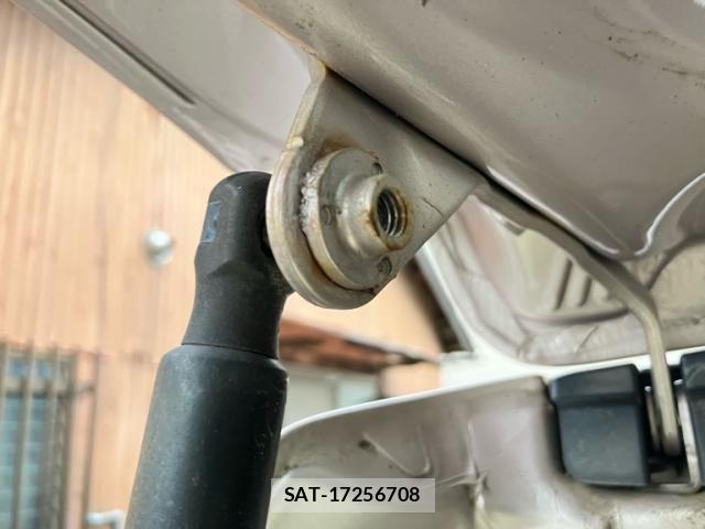 Honda N BOX 2013-12 8881071-11