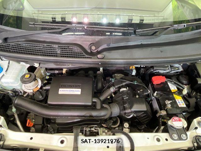 Honda N BOX 2019-08 8881021-17