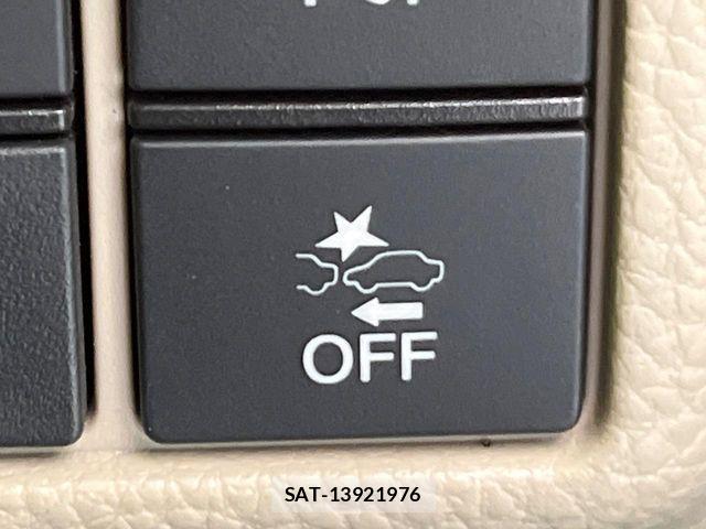 Honda N BOX 2019-08 8881021-2