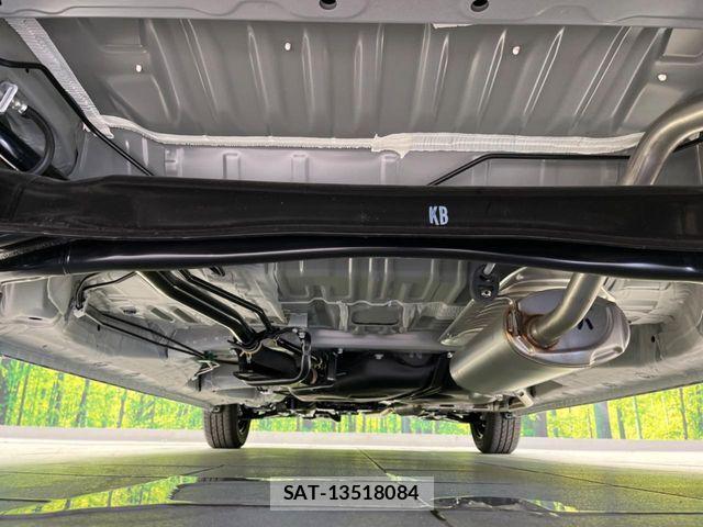 Honda N BOX 2026-07 8881006-18