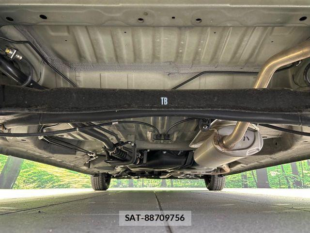 Honda N BOX 2021-08 8881038-19