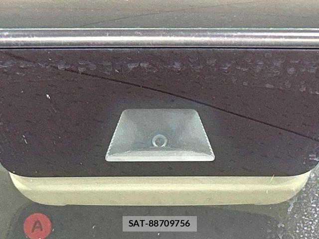 Honda N BOX 2021-08 8881038-4