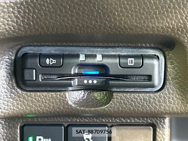 Honda N BOX 2021-08 8881038-6