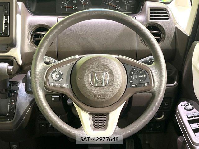 Honda N BOX 2022-03 8883999-10