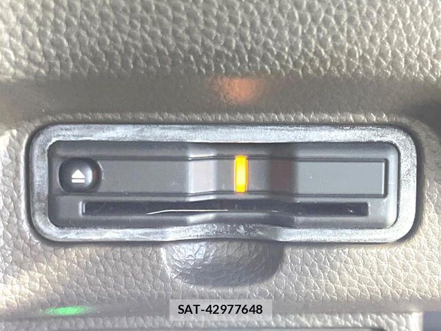 Honda N BOX 2022-03 8883999-6