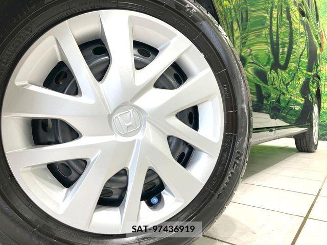Honda N BOX 2022-02 8884010-12