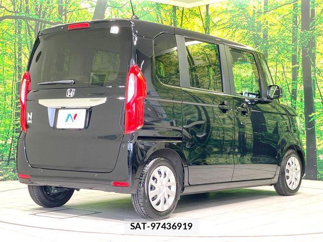 Honda N BOX 2022-02 8884010-17