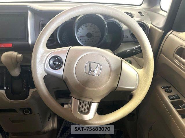 Honda N BOX 2013-08 8884023-11