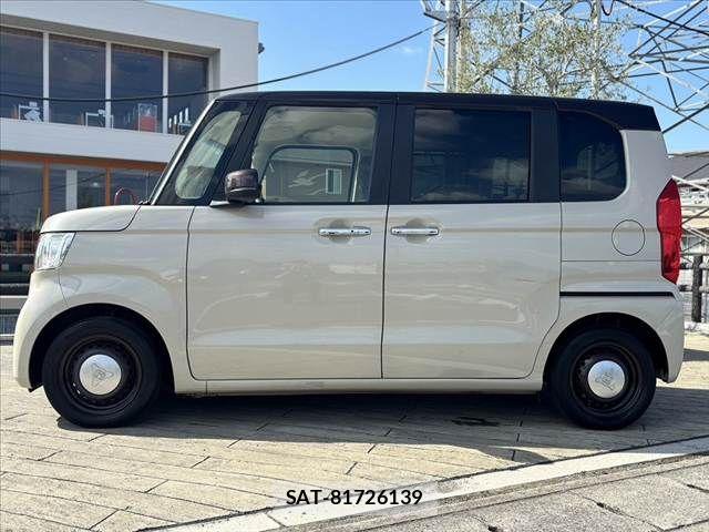 Honda N BOX 2022-03 8884004-11