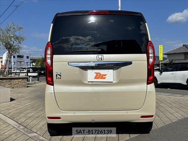 Honda N BOX 2022-03 8884004-13