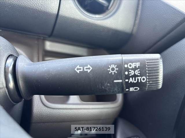 Honda N BOX 2022-03 8884004-21