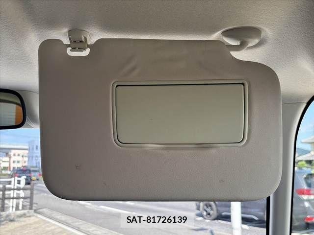 Honda N BOX 2022-03 8884004-27
