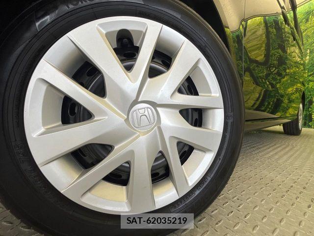 Honda N BOX 2025-07 8883997-12