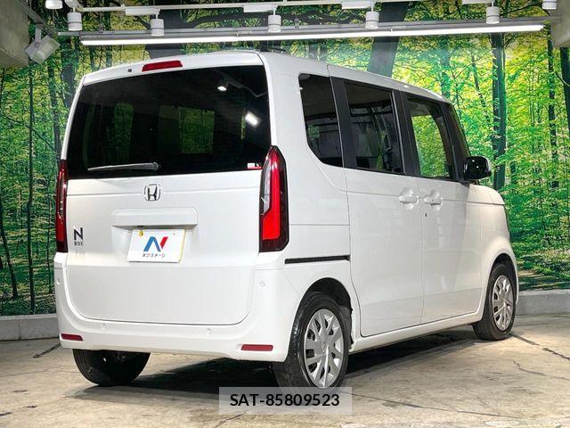 Honda N BOX 2023-11 8884001-17