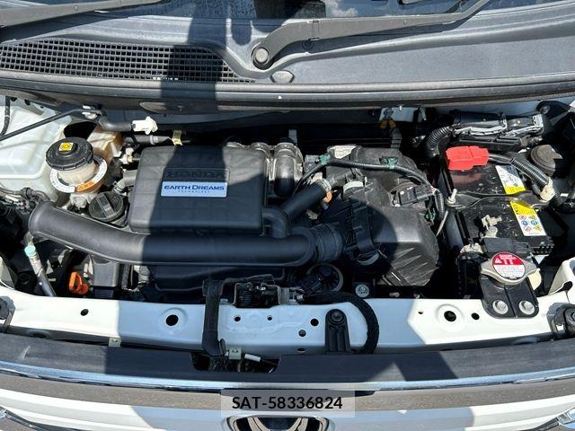 Honda N BOX 2019-09 8884019-28