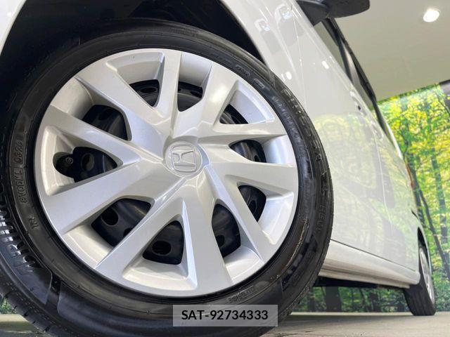 Honda N BOX 2023-04 8884008-12
