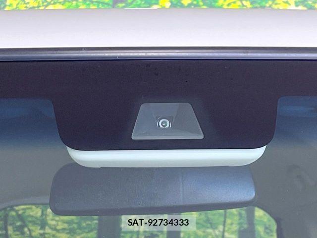 Honda N BOX 2023-04 8884008-4