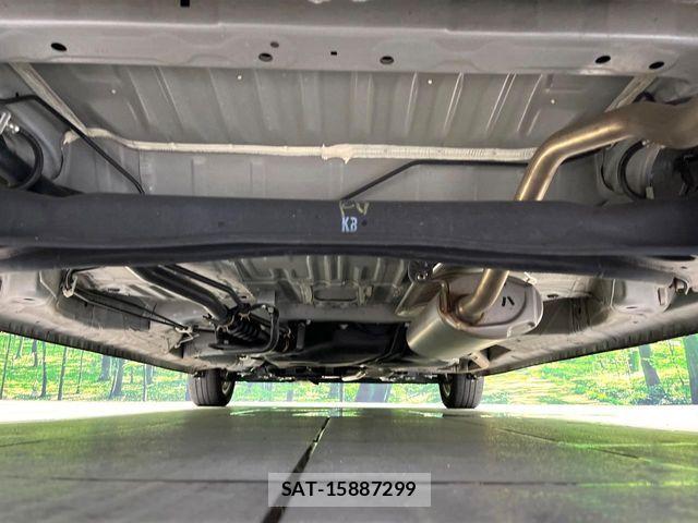 Honda N BOX 2023-10 8884005-18