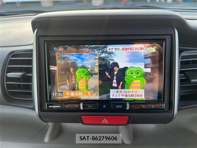 Honda N BOX 2013-03 8884027-11