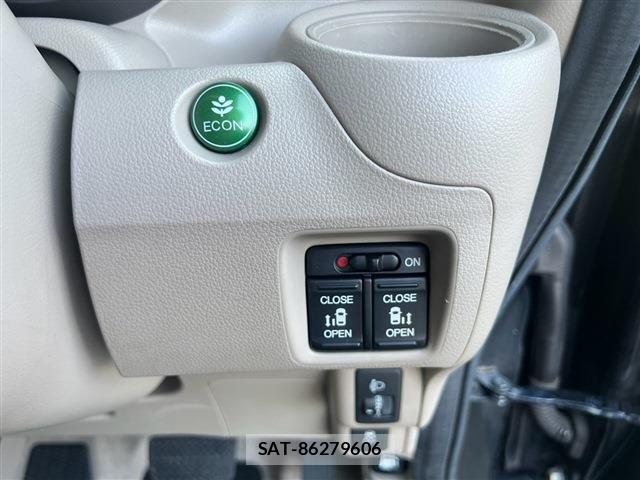Honda N BOX 2013-03 8884027-21