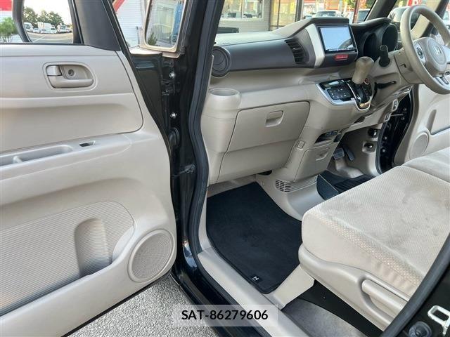 Honda N BOX 2013-03 8884027-24