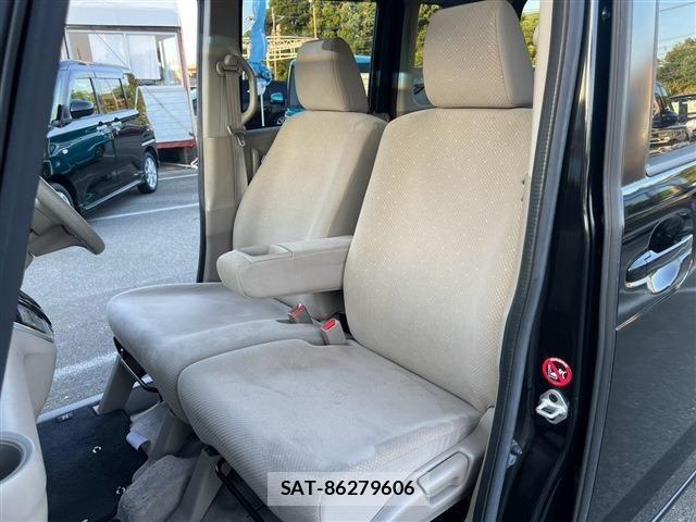 Honda N BOX 2013-03 8884027-26