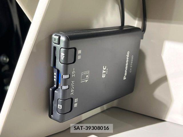 Honda N BOX 2024-10 8884002-4