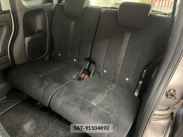 Honda N BOX 2019-01 2671728-12