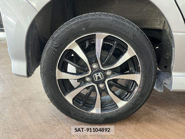 Honda N BOX 2019-01 2671728-26