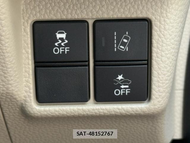 Honda N BOX 2018-05 3380974-21