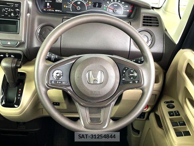 Honda N BOX 2019-01 3908061-12