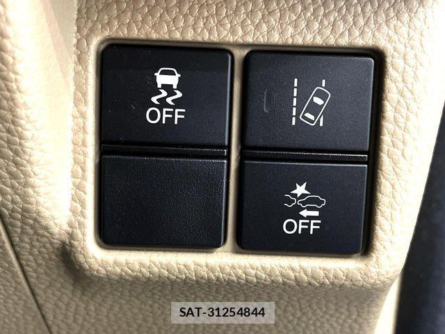 Honda N BOX 2019-01 3908061-3