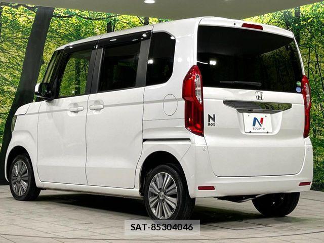 Honda N BOX 2019-01 4755919-17