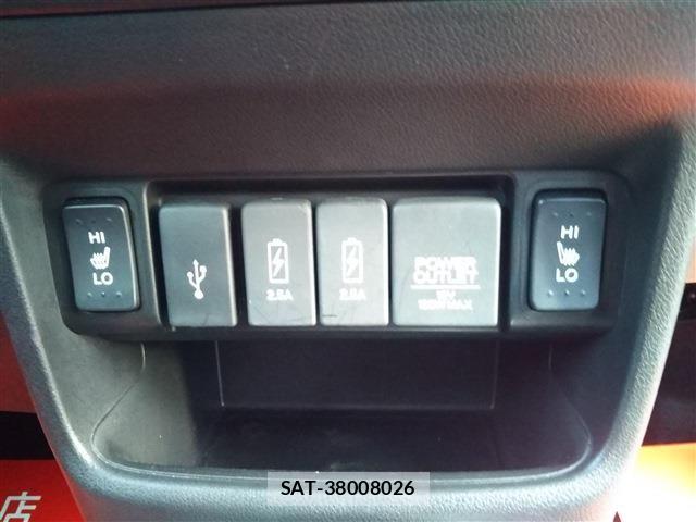 Honda N BOX 2018-02 5873553-9