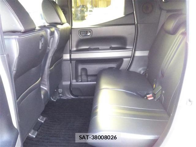 Honda N BOX 2018-02 5873553-20