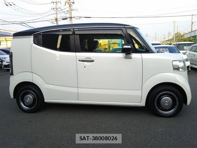 Honda N BOX 2018-02 5873553-2