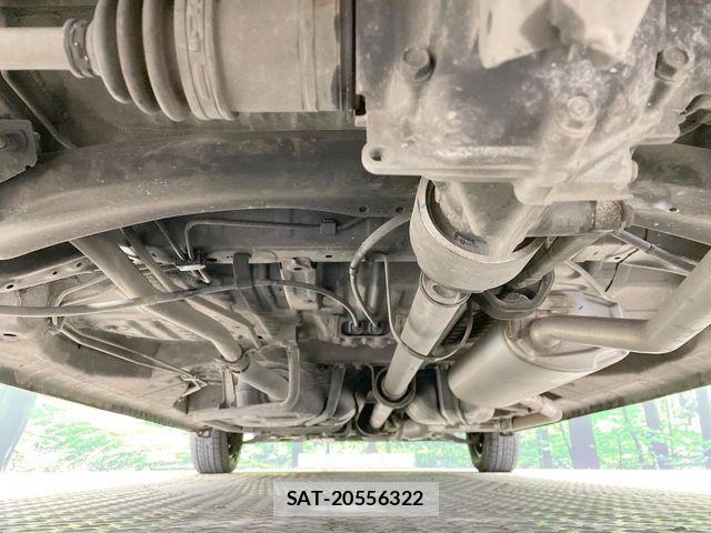 Honda N BOX 2017-09 6217552-19