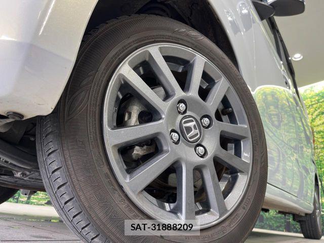 Honda N BOX 2023-06 6672797-12