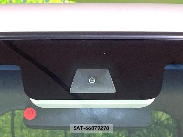 Honda N BOX 2020-03 6672809-3