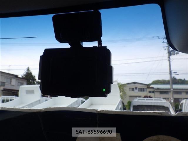 Honda N BOX 2021-03 6677111-9