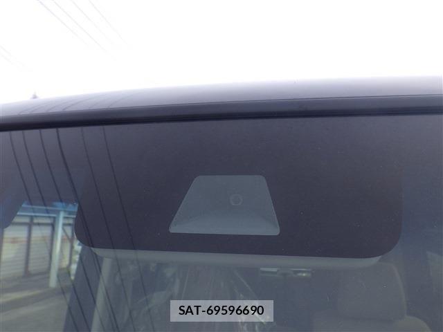 Honda N BOX 2021-03 6677111-16