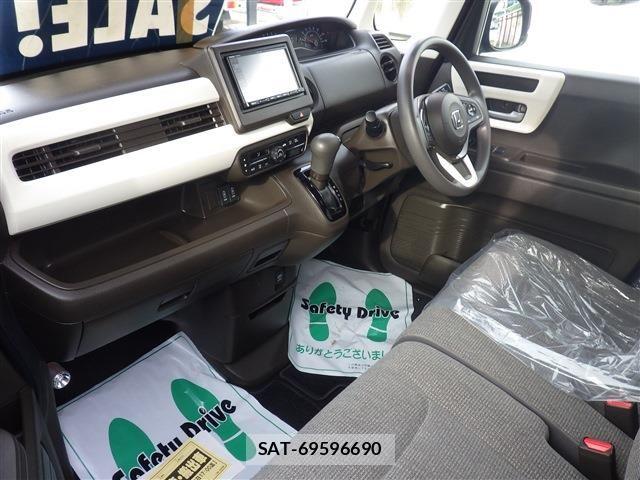 Honda N BOX 2021-03 6677111-2