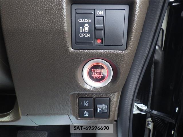 Honda N BOX 2021-03 6677111-7