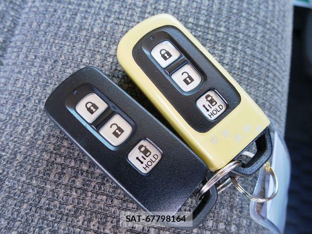 Honda N BOX 2018-12 6691129-23