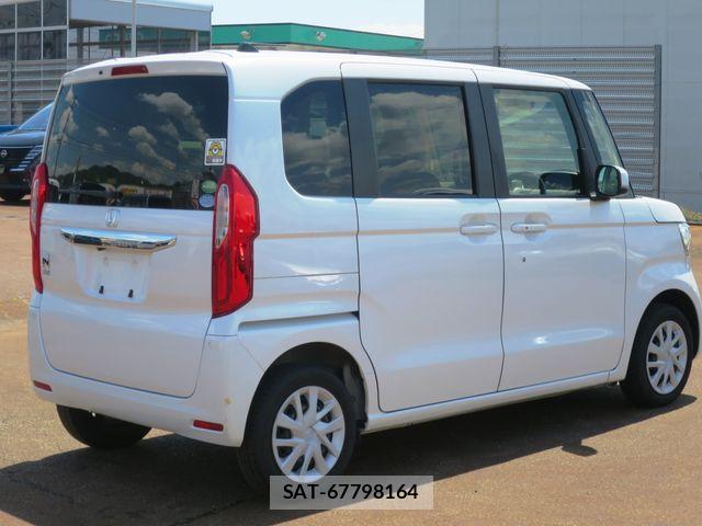 Honda N BOX 2018-12 6691129-2